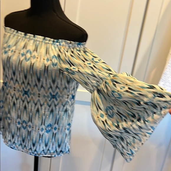 White House Black Market Blue Geometric Off/On-Shoulder Blouse S - Picture 5 of 9